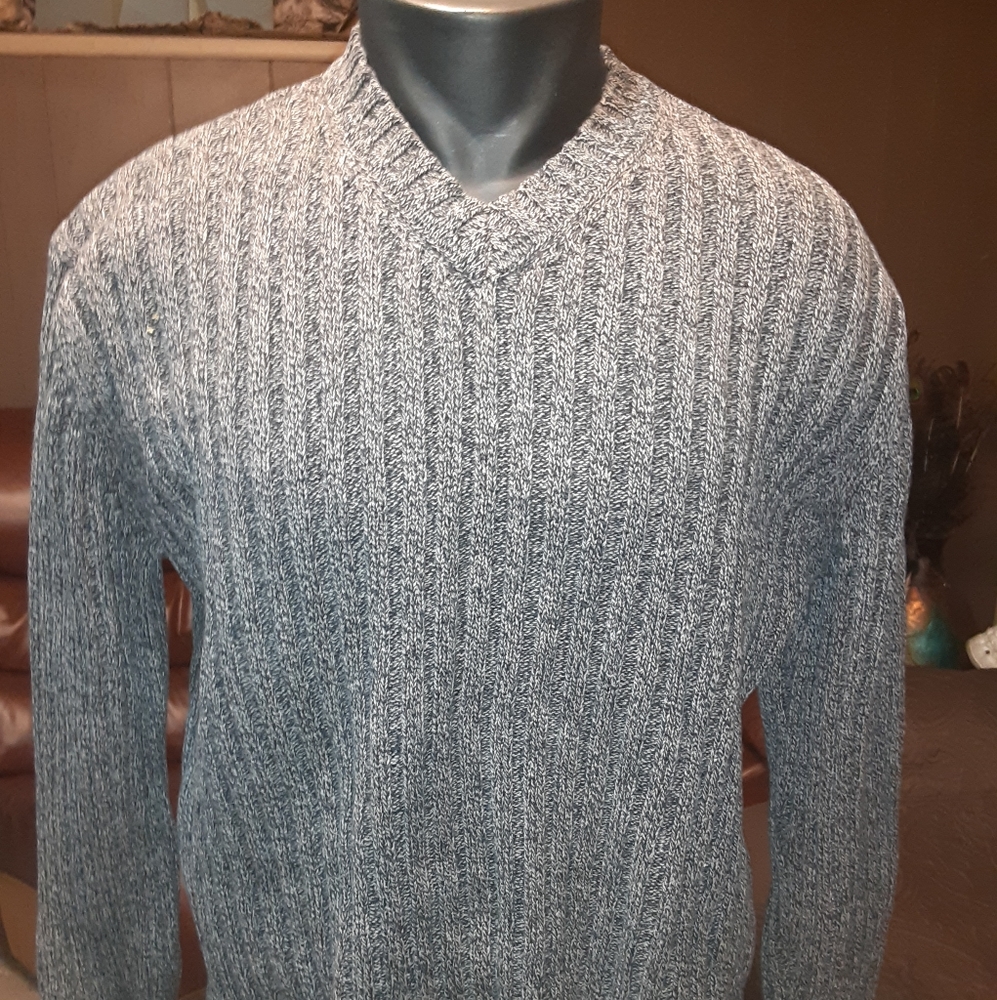EXPRESS LONG SLEEVE SWEATER